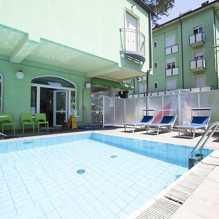 Residence Eurogarden Rimini Exteriör bild